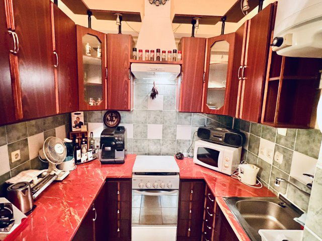 Eladó téglalakás, Budapesten, VIII. kerületben, Visi Imre utcában