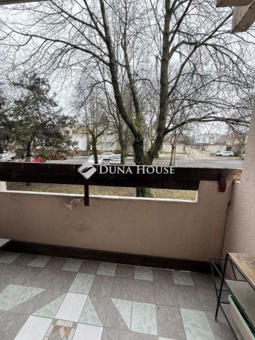 Eladó panellakás, Veszprémben 66 M Ft, 3+1 szobás