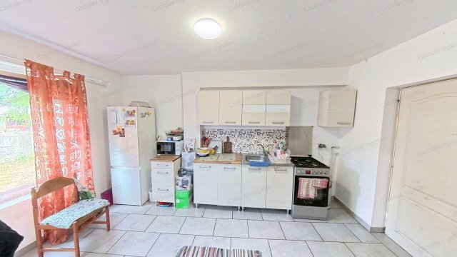 Eladó családi ház, Hajmáskéren 18 M Ft, 2 szobás