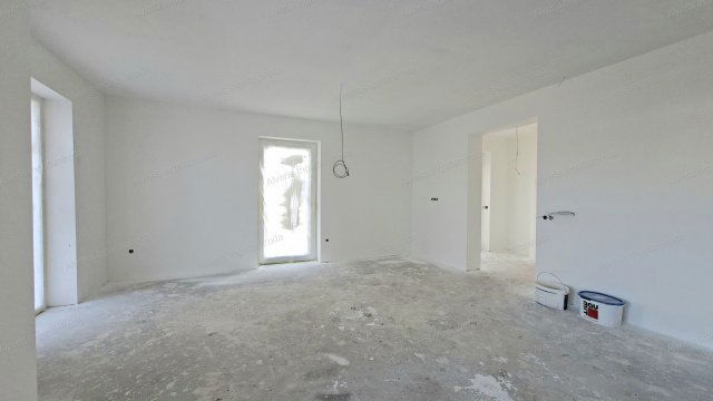 Eladó ikerház, Nyíregyházán 97 M Ft, 4 szobás