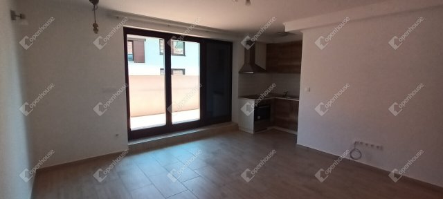 Eladó téglalakás, Mosonmagyaróváron 58.4 M Ft, 3 szobás