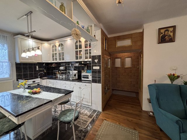 Eladó téglalakás, Debrecenben 76 M Ft, 2+1 szobás