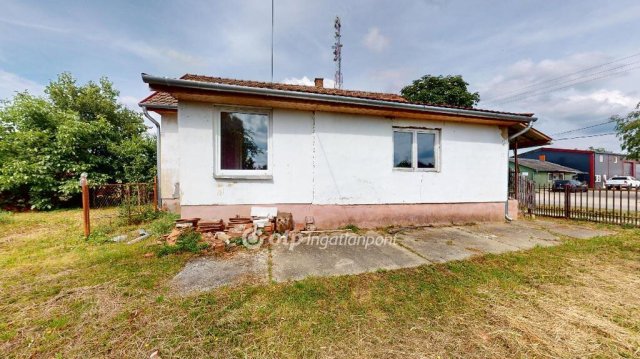 Eladó családi ház, Fehérgyarmaton 16 M Ft, 1+1 szobás