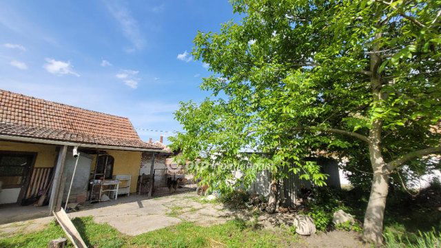 Eladó családi ház, Jászalsószentgyörgyon 14.9 M Ft, 2 szobás