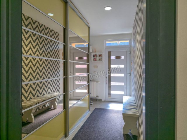 Eladó családi ház, Lövőn 124.9 M Ft, 4 szobás