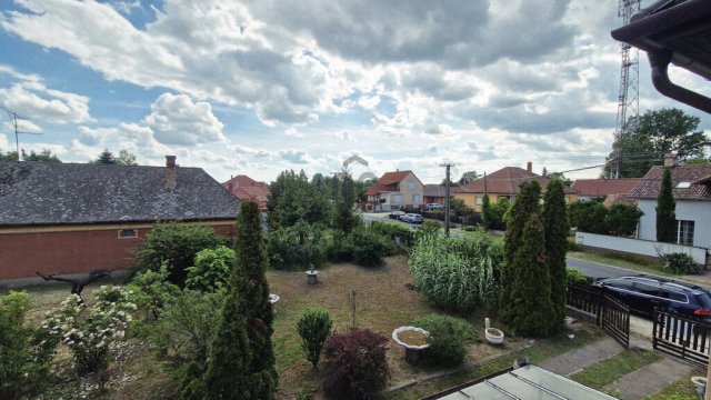 Eladó családi ház, Pilisen 89 M Ft, 5 szobás