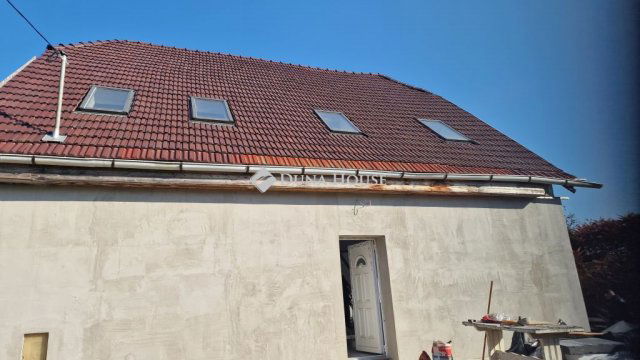 Eladó családi ház, Hatvanban 29.8 M Ft, 6+1 szobás