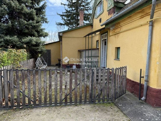 Eladó téglalakás, Siófokon 66.9 M Ft, 2 szobás