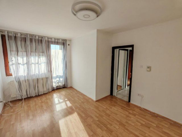 Kiadó téglalakás, albérlet, Nyíregyházán 140 E Ft / hó