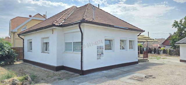 Eladó családi ház, Dunaharasztin, Király utcában 75 M Ft