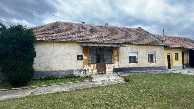 Eladó családi ház, Csóton 12.9 M Ft, 3 szobás