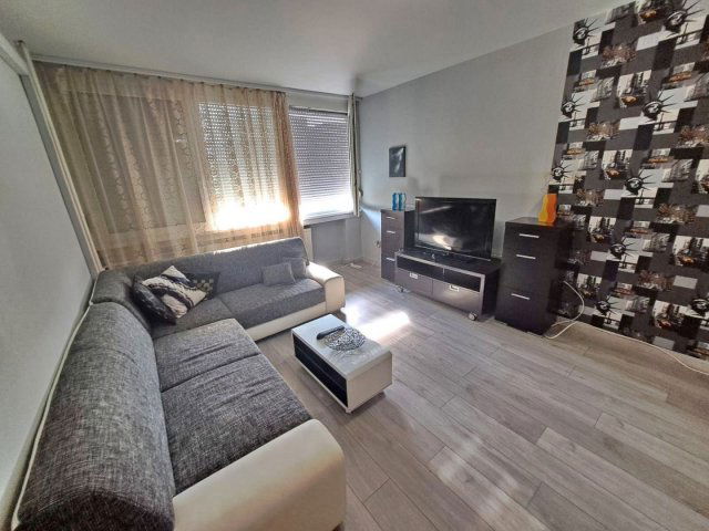 Kiadó téglalakás, albérlet, Debrecenben 320 E Ft / hó, 3 szobás