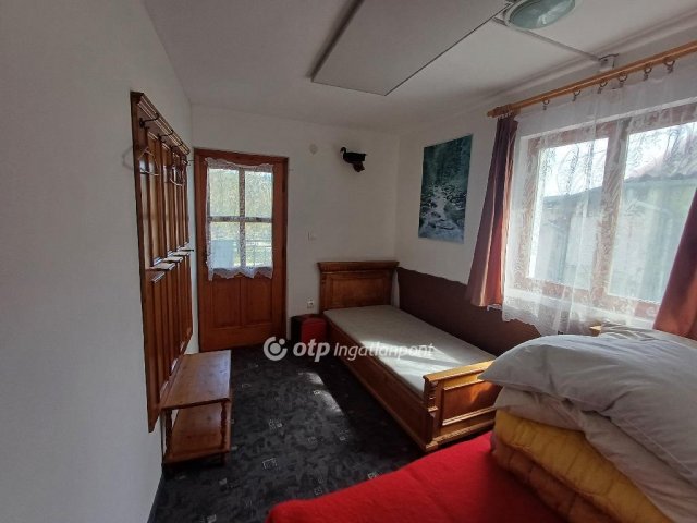 Eladó nyaraló, Bükkszéken 47.9 M Ft, 3+6 szobás