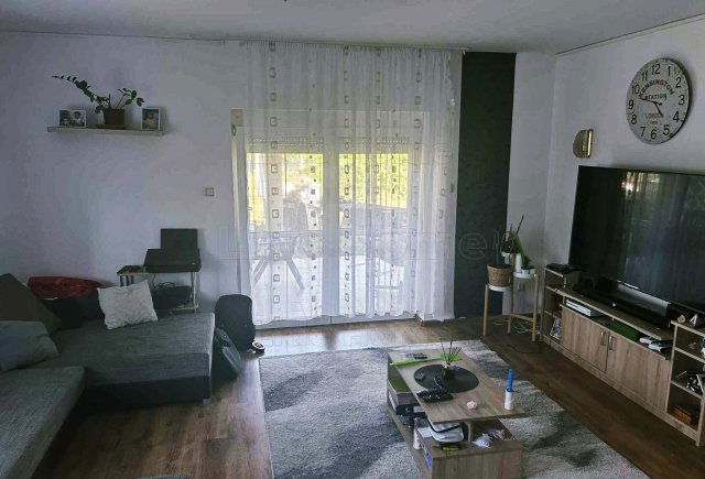 Eladó családi ház, Zámolyon 72.9 M Ft, 4 szobás