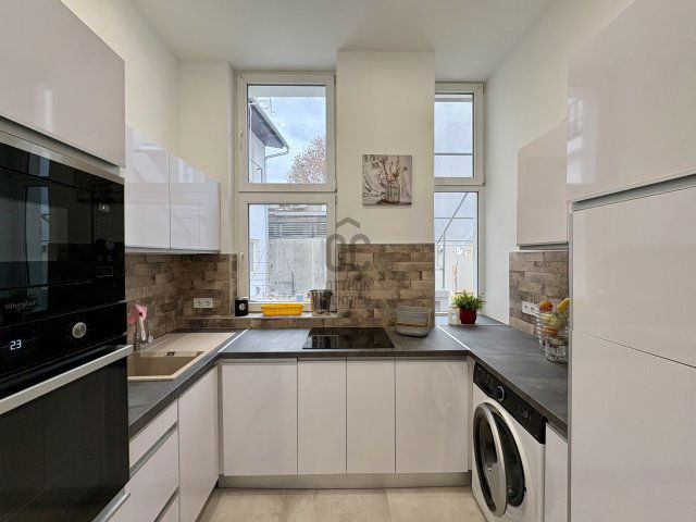 Eladó sorház, Siófokon 92.9 M Ft, 3 szobás