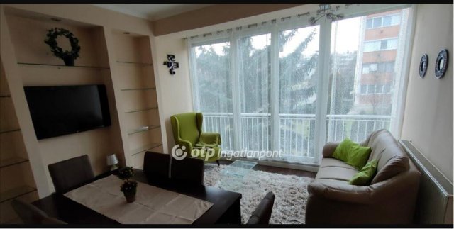 Eladó téglalakás, Budapesten, II. kerületben 124 M Ft