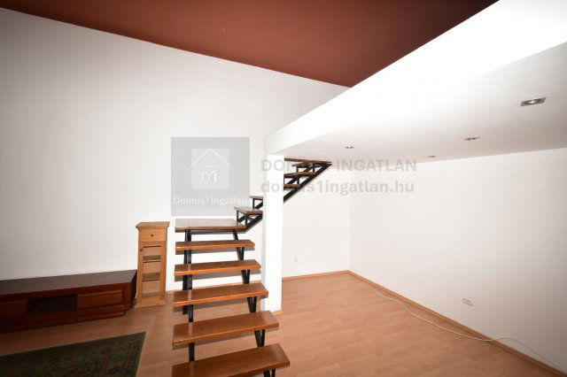 Eladó téglalakás, Szombathelyen, Király utcában 53.9 M Ft