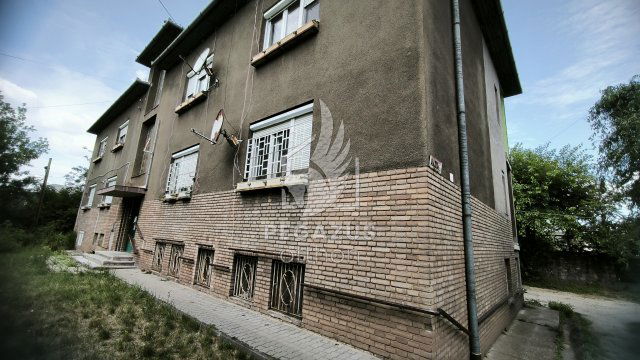 Eladó téglalakás, Ózdon, Alkotmány úton 12 M Ft, 3+1 szobás