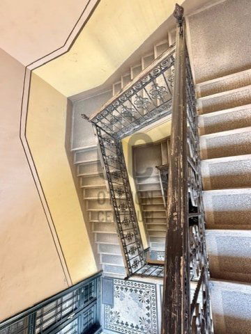 Eladó téglalakás, Budapesten, VI. kerületben 92 M Ft, 2 szobás