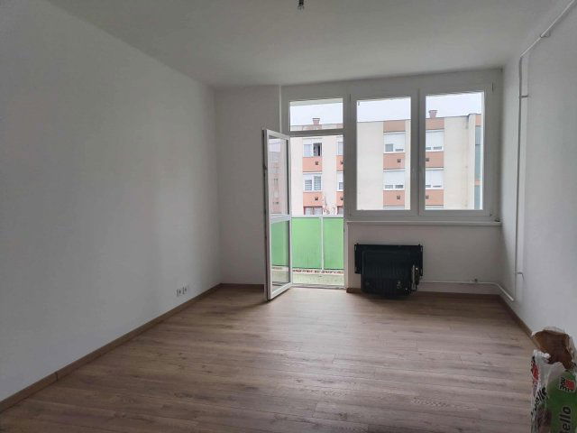 Eladó téglalakás, Bátonyterenyén 15.9 M Ft, 2 szobás