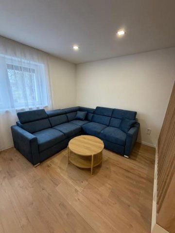 Kiadó téglalakás, albérlet, Tatán 250 E Ft / hó, 2 szobás