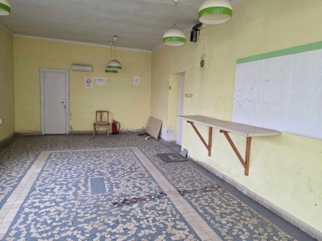 Eladó üzlethelyiség, Sellyén 18 M Ft, 3 szobás
