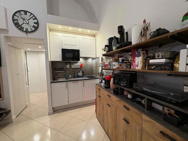 Eladó téglalakás, Budapesten, VI. kerületben, Hajós utcában