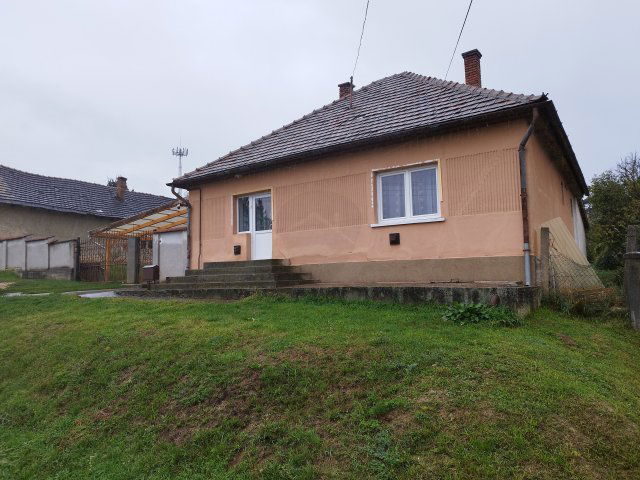 Eladó családi ház, Kállón 19 M Ft, 3+1 szobás