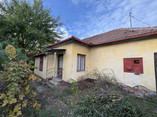 Eladó családi ház, Eleken 7.8 M Ft, 2 szobás