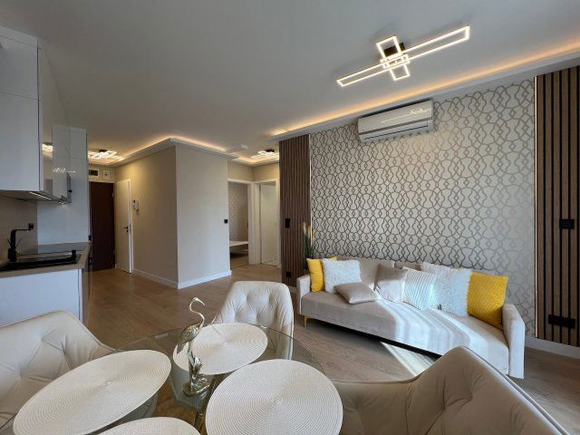 Eladó téglalakás, Budapesten, VIII. kerületben, Corvin sétányon