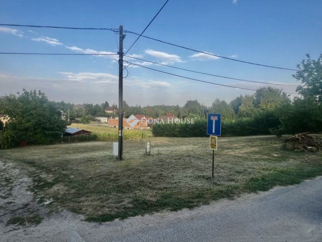 Eladó telek, Fehérvárcsurgón 13 M Ft / költözzbe.hu