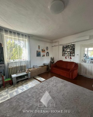 Eladó családi ház, Kecskeméten 38.9 M Ft, 1 szobás