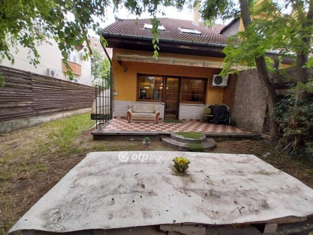 Eladó sorház, Nyíregyházán 99.5 M Ft, 3+2 szobás