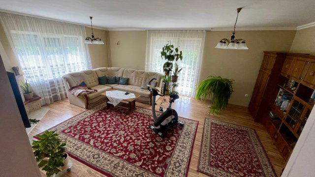 Eladó családi ház, Egerszalókon 69.9 M Ft, 3+2 szobás