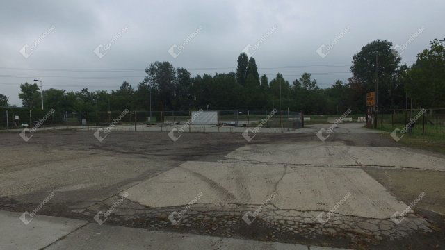 Eladó ipari ingatlan, Monoron 160 M Ft / költözzbe.hu