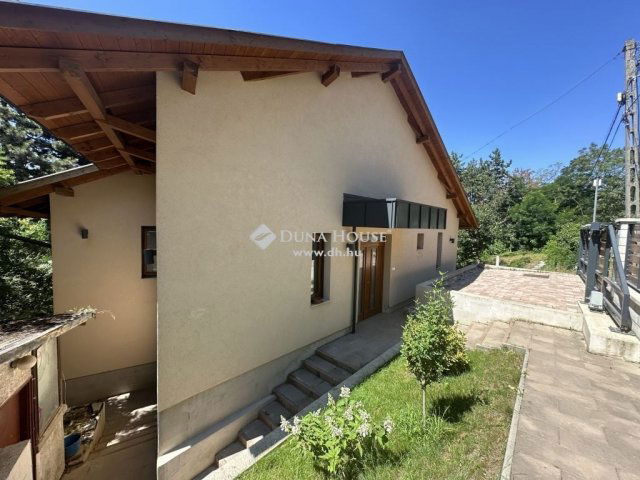 Eladó családi ház, Piliscsabán 198 M Ft, 5 szobás