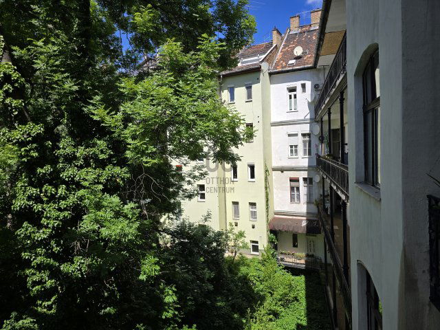 Eladó téglalakás, Budapesten, XII. kerületben 88 M Ft, 2 szobás