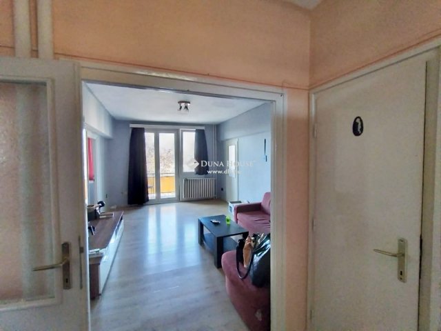 Eladó téglalakás, Szombathelyen, Kiskar utcában 43 M Ft