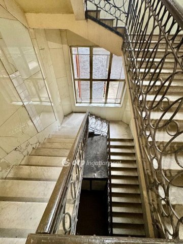 Eladó téglalakás, Budapesten, V. kerületben 94.9 M Ft