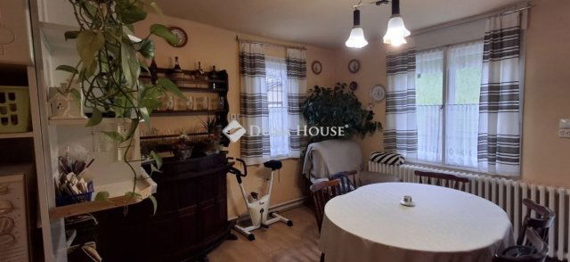 Eladó családi ház, Taksonyon 71 M Ft, 5 szobás