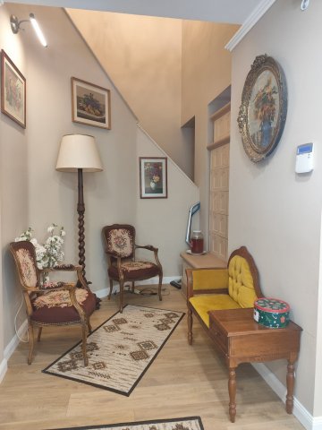 Eladó családi ház, Zalakaroson 145 M Ft, 6+1 szobás