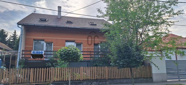 Eladó családi ház, Törökbálinton 109 M Ft, 7 szobás