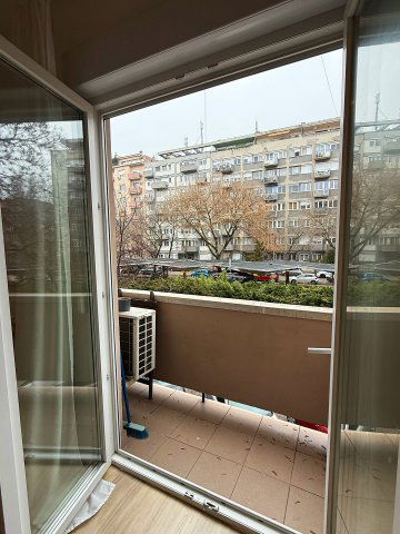 Eladó téglalakás, Budapesten, XI. kerületben, Bukarest utcában