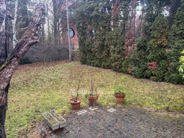 Eladó családi ház, Budapesten, II. kerületben 244.336 M Ft