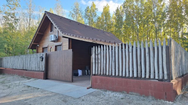 Eladó családi ház, Csemőn 79.8 M Ft, 2 szobás