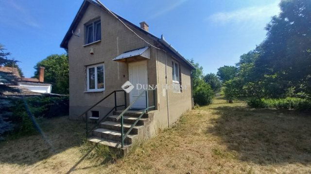 Eladó családi ház, Hajdúböszörményen 17.9 M Ft, 1 szobás