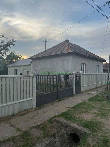 Eladó családi ház, Nyíribronyon 28.5 M Ft, 3 szobás