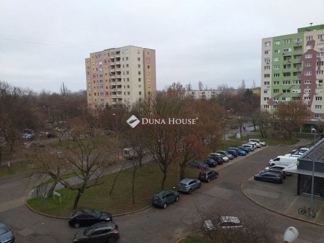 Eladó panellakás, Budapesten, III. kerületben 62.9 M Ft, 2 szobás