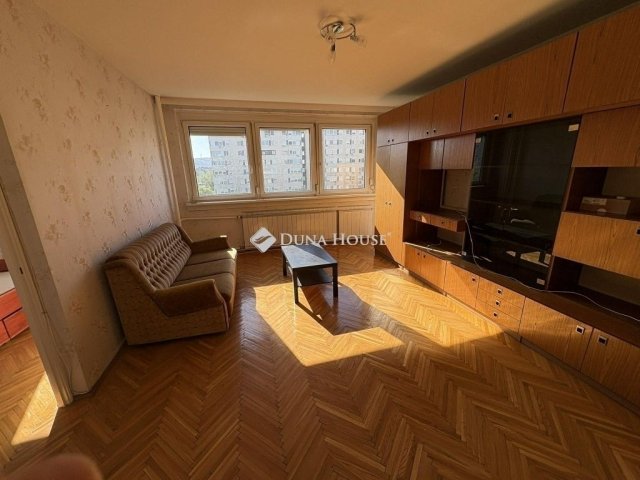 Eladó panellakás, Budapesten, IV. kerületben 73.5 M Ft, 3 szobás