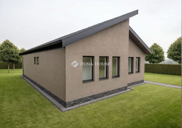 Eladó családi ház, Abonyban 75.9 M Ft, 4 szobás